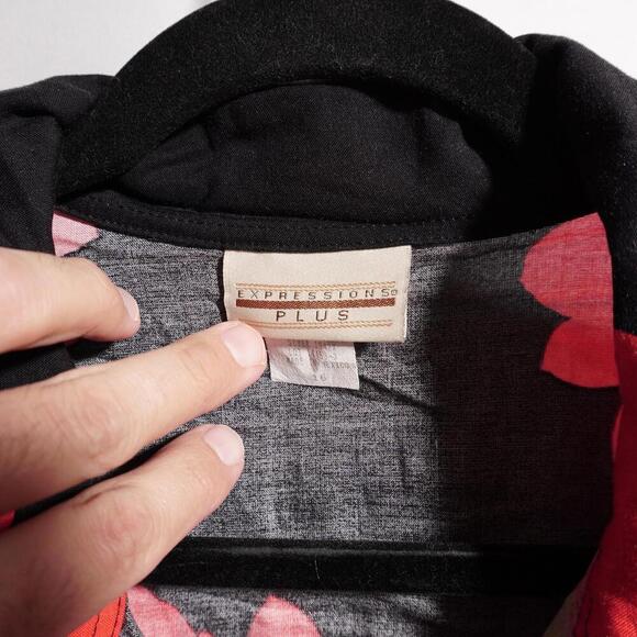 VTG Y2K Black‎ Red Flowers AOP Button Up Top Daisies Rayon Boho Retro Womens 16 - Picture 3 of 5